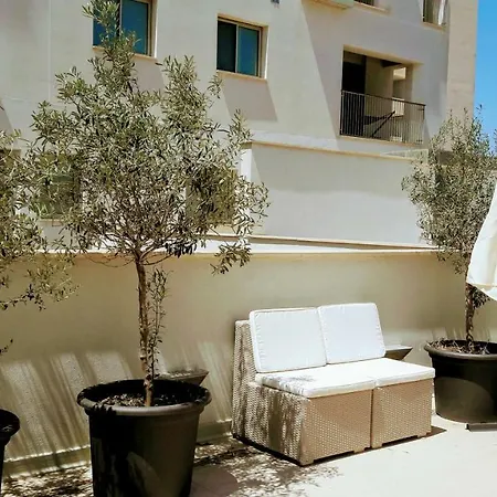 Tigne Point * Sliema