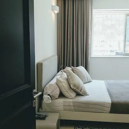 Tigne Point سليمة