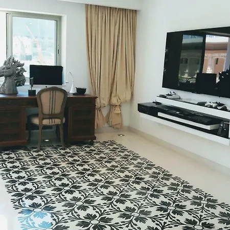 Tigne Point سليمة